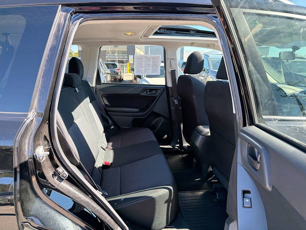 Thumbnail: 2016 Subaru Forester - 32