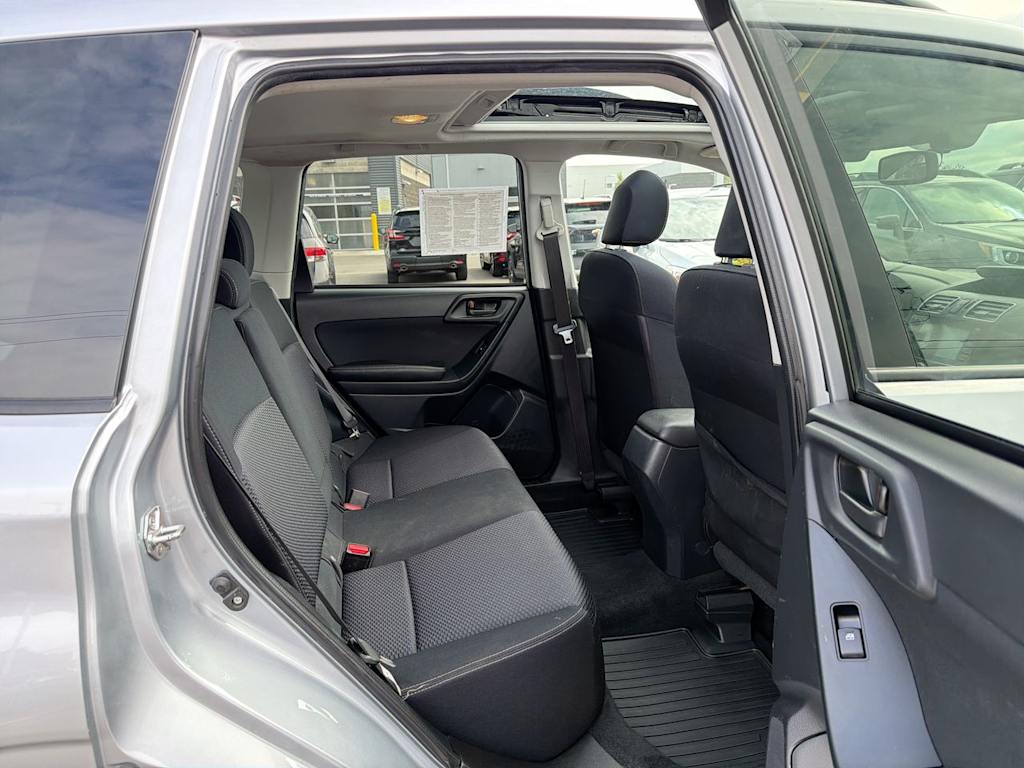 Thumbnail: 2016 Subaru Forester - 32