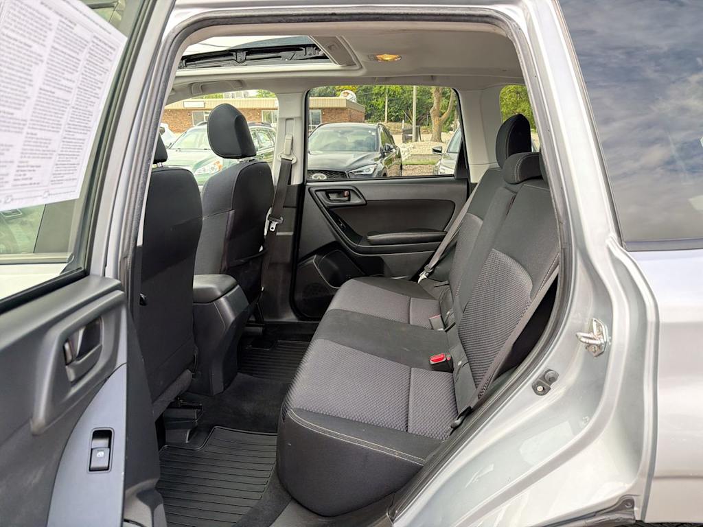 Thumbnail: 2016 Subaru Forester - 31