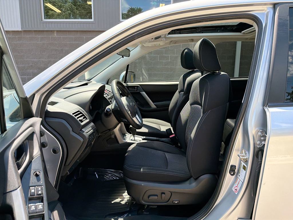 Thumbnail: 2018 Subaru Forester - 10