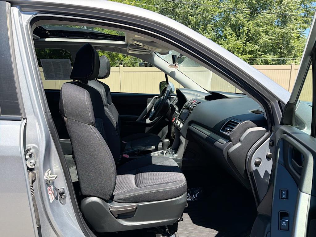 Thumbnail: 2018 Subaru Forester - 11