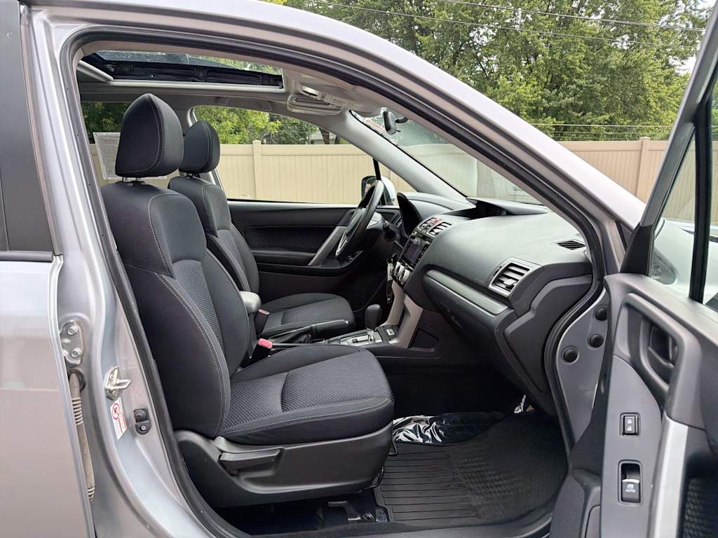 Thumbnail: 2018 Subaru Forester - 11