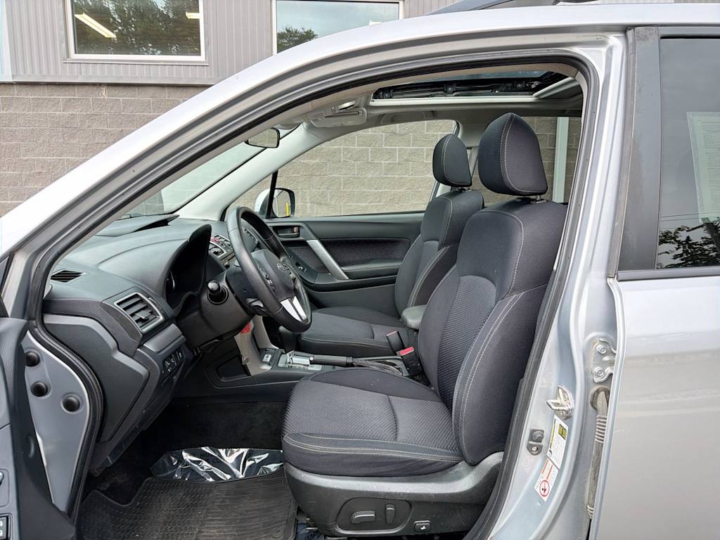 Thumbnail: 2018 Subaru Forester - 10