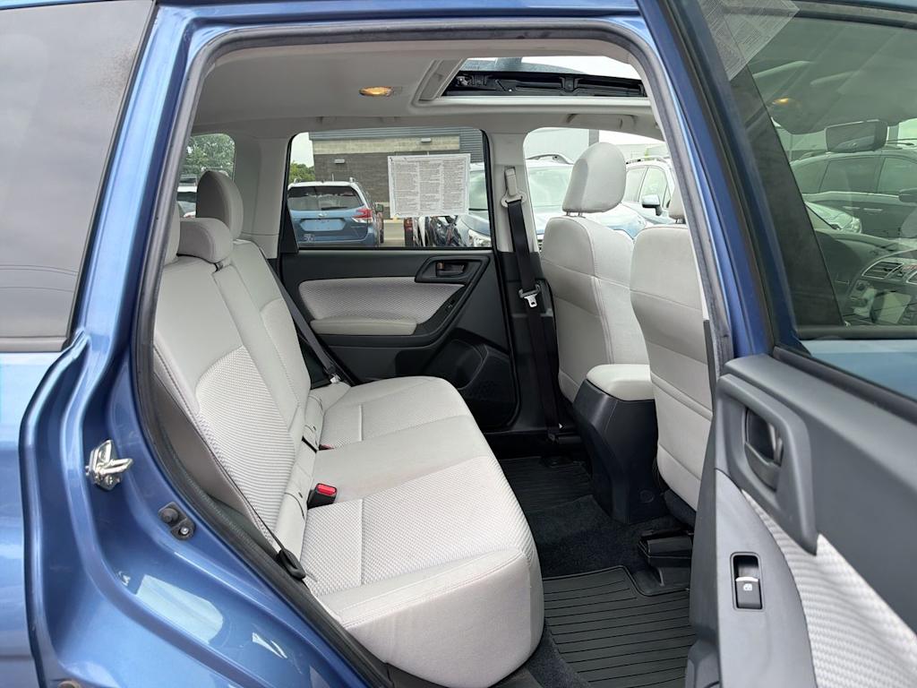 Thumbnail: 2017 Subaru Forester - 31