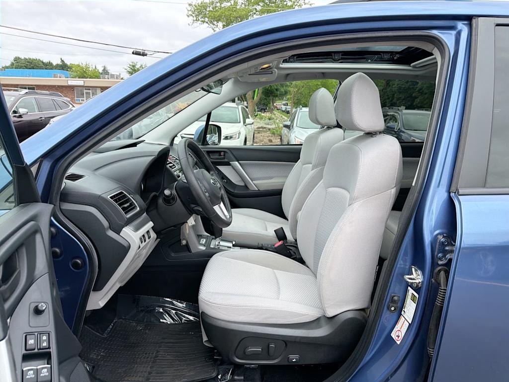 Thumbnail: 2017 Subaru Forester - 10