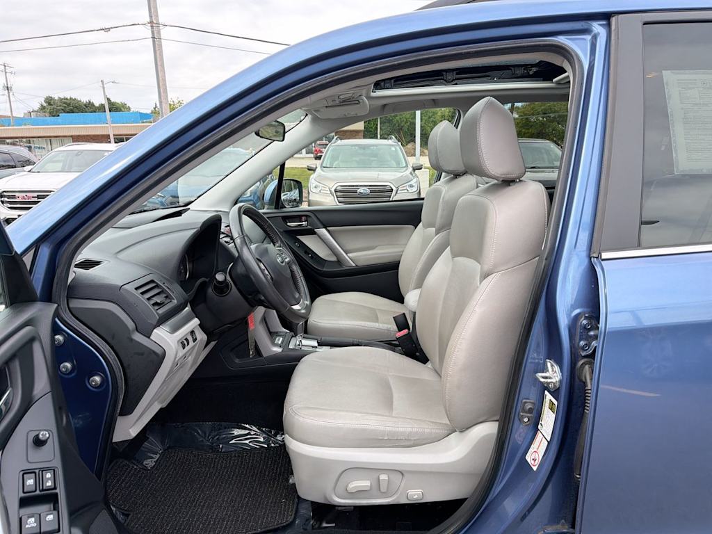 Thumbnail: 2015 Subaru Forester - 10