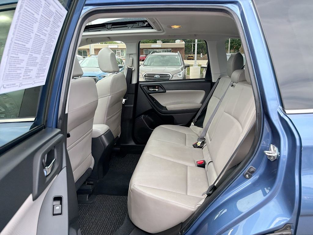 Thumbnail: 2015 Subaru Forester - 31