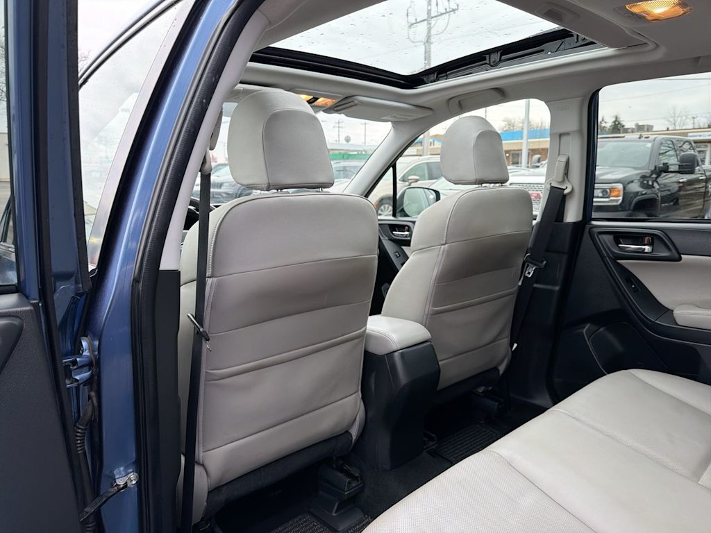 Thumbnail: 2016 Subaru Forester - 12