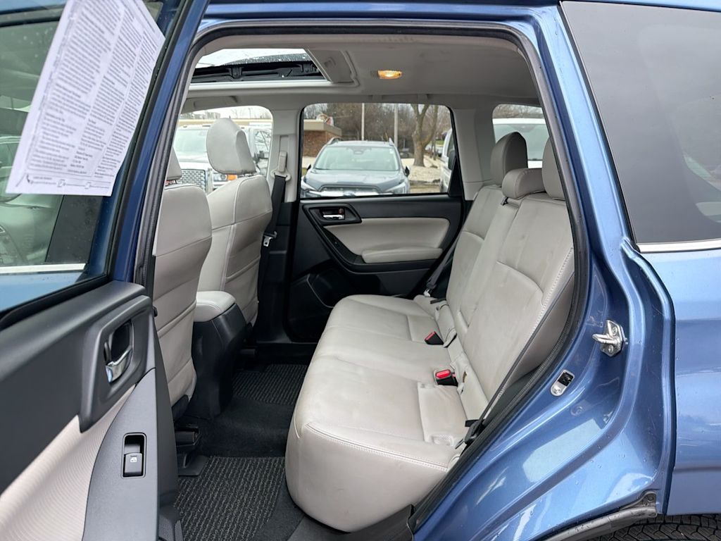 Thumbnail: 2016 Subaru Forester - 31