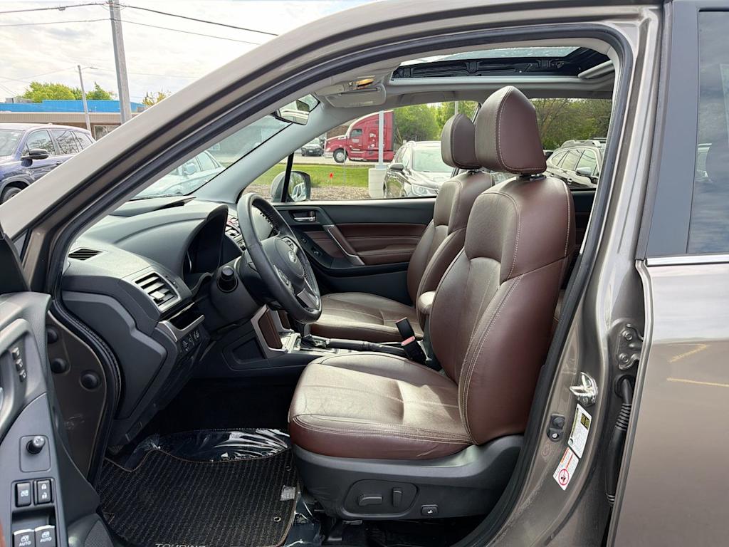 Thumbnail: 2017 Subaru Forester - 10