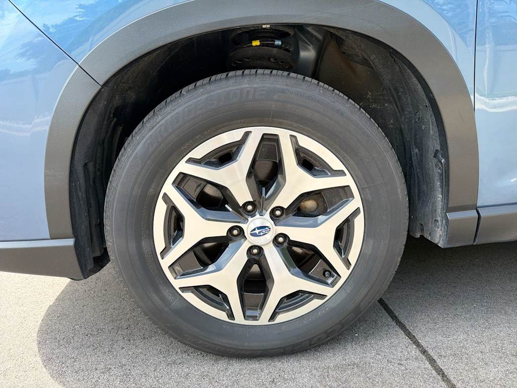Thumbnail: 2020 Subaru Forester - 8