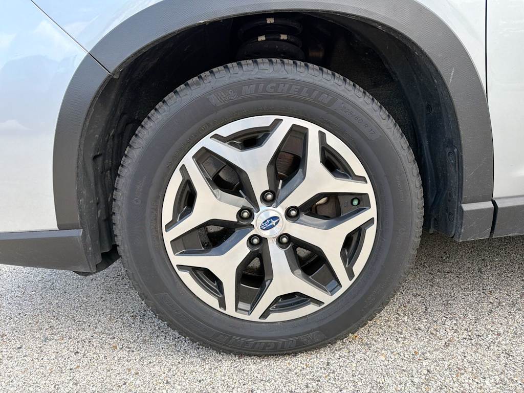 Thumbnail: 2020 Subaru Forester - 24