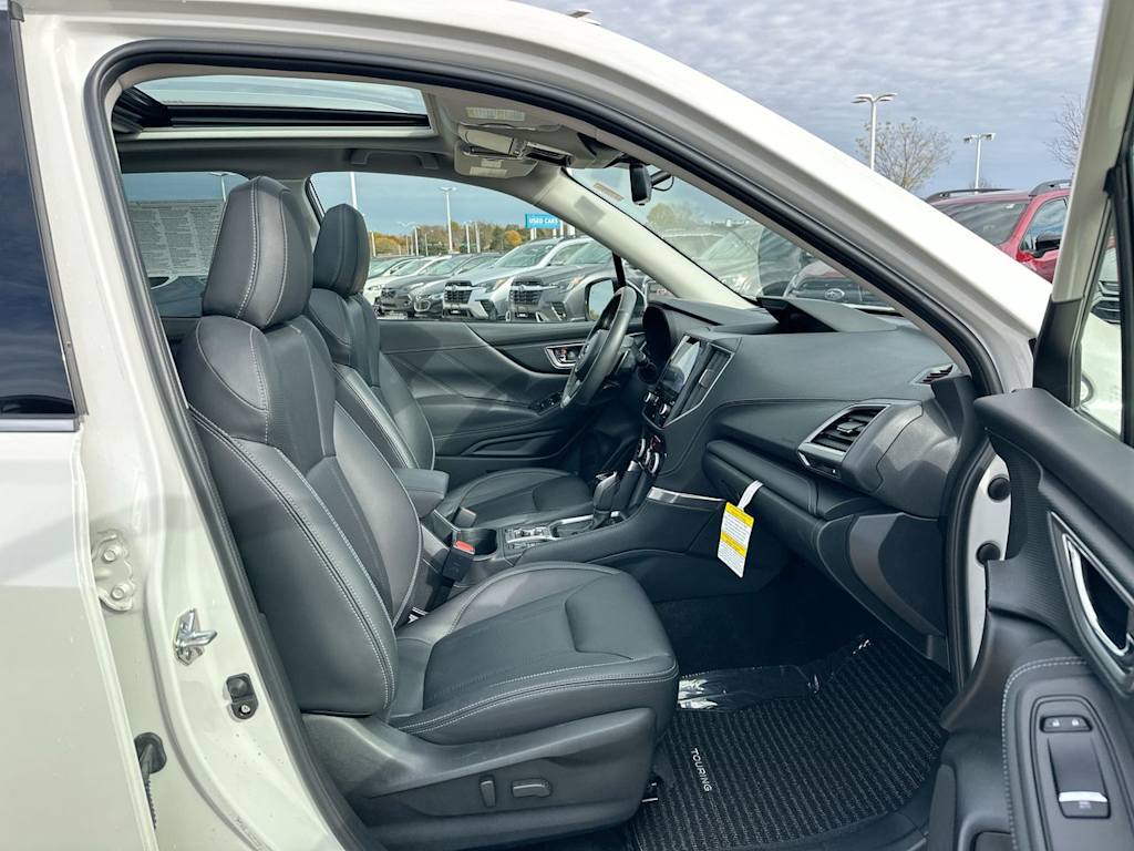 Thumbnail: 2022 Subaru Forester - 32