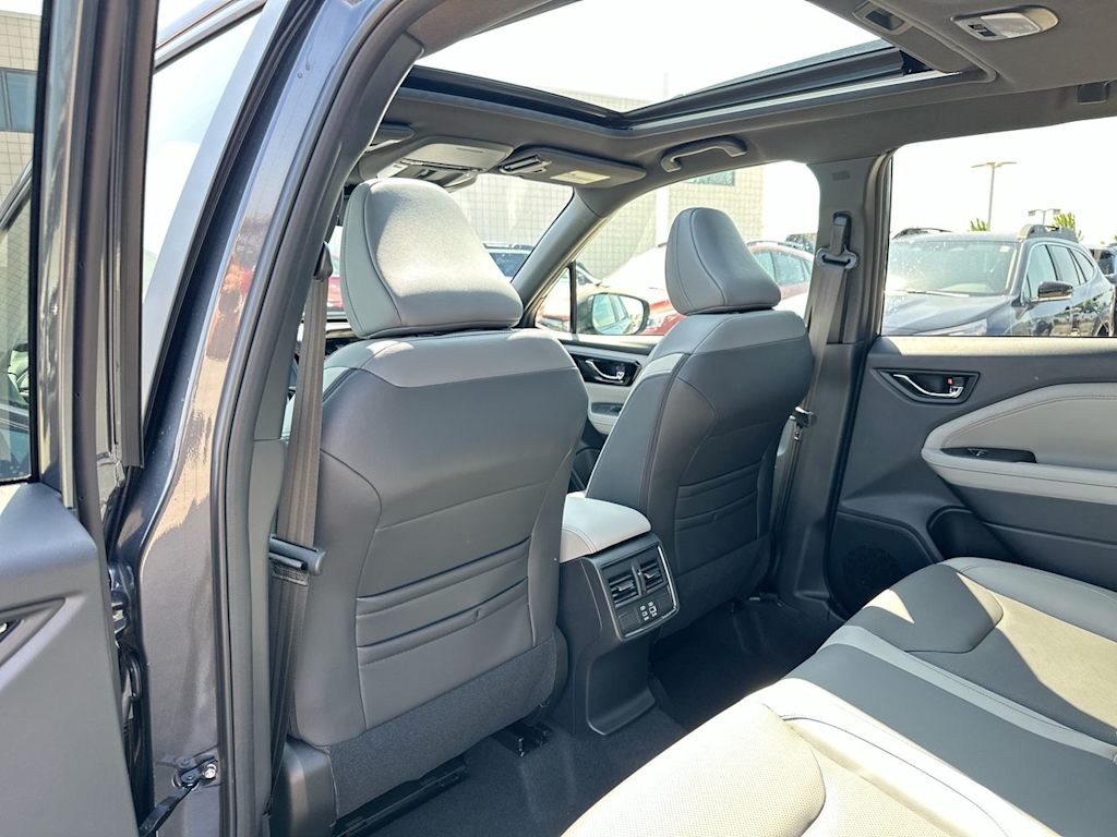 Thumbnail: 2025 Subaru Forester - 12