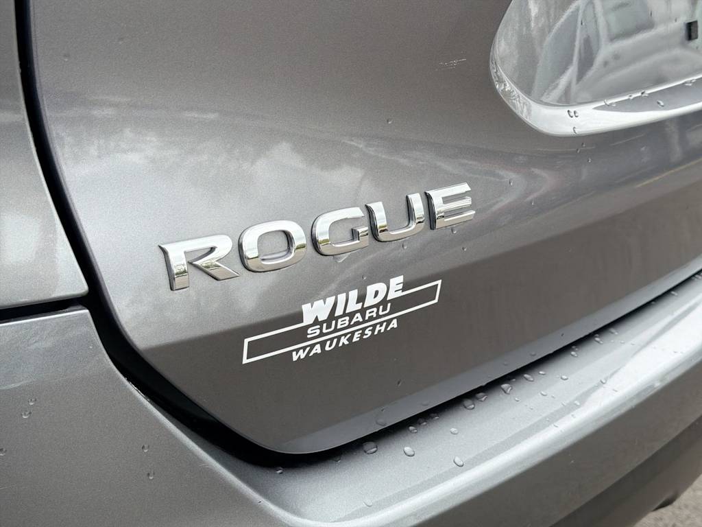 Thumbnail: 2016 Nissan Rogue - 6
