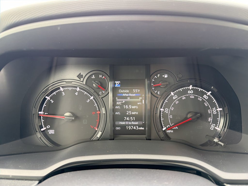 Thumbnail: 2024 Toyota 4Runner - 15