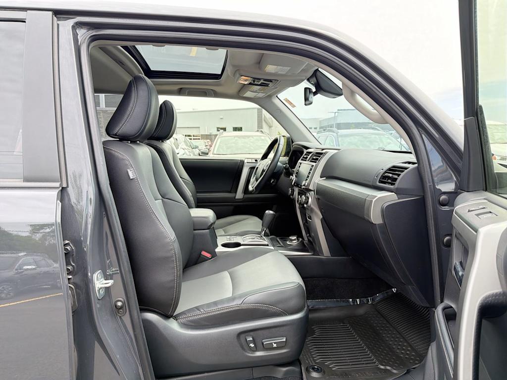 Thumbnail: 2024 Toyota 4Runner - 11