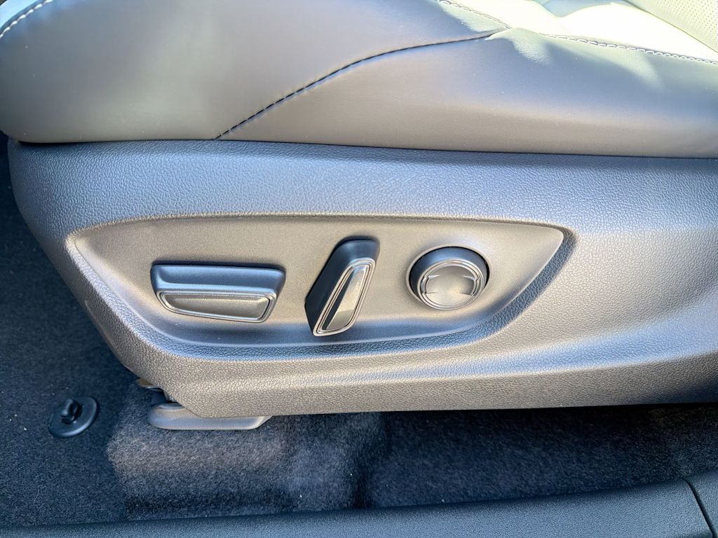 Thumbnail: 2026 Subaru Solterra - 27
