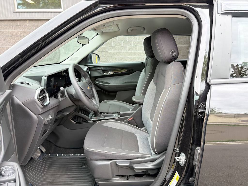 Thumbnail: 2024 Chevrolet TrailBlazer - 10
