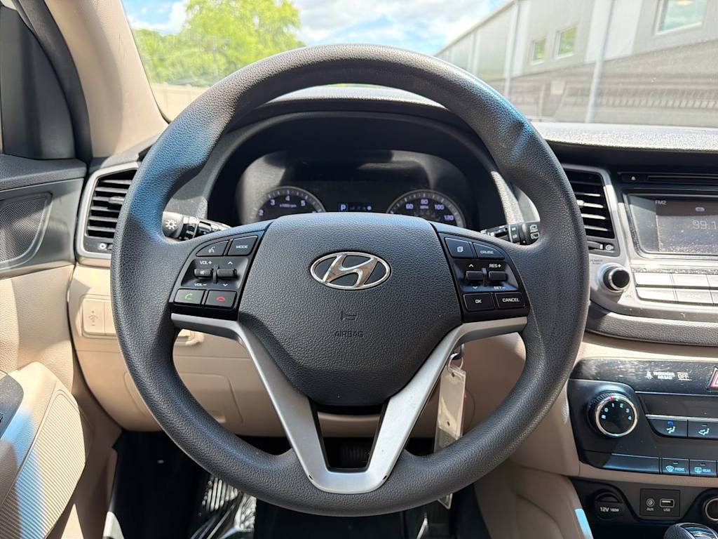 Thumbnail: 2017 Hyundai Tucson - 9