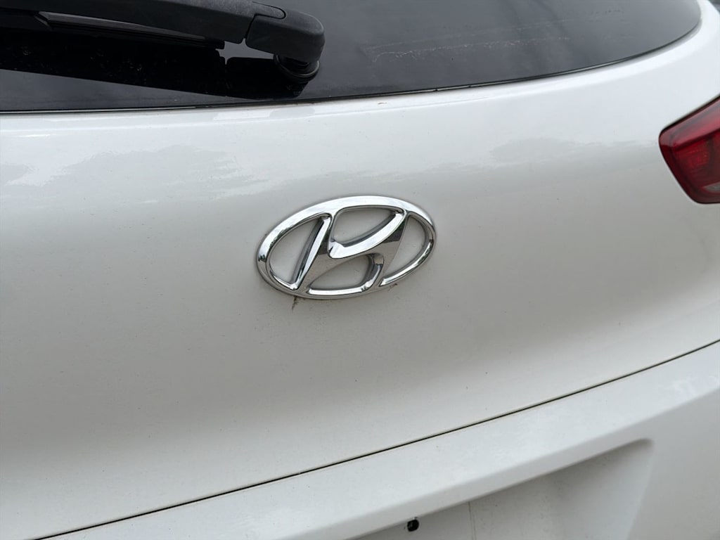Thumbnail: 2017 Hyundai Tucson - 6