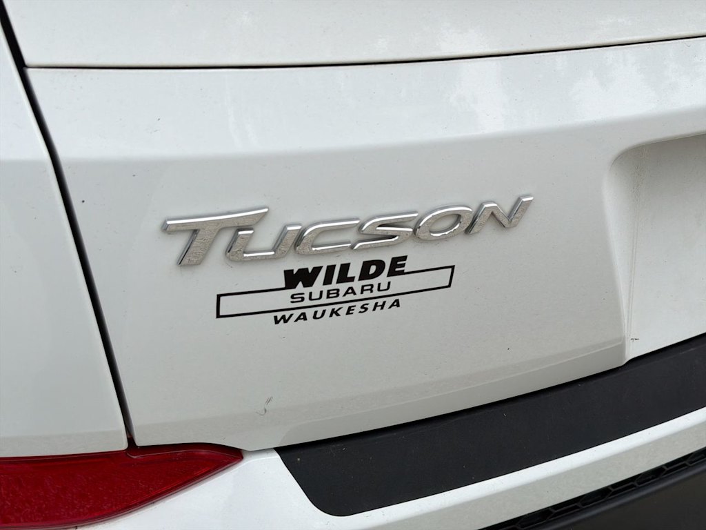 Thumbnail: 2017 Hyundai Tucson - 14