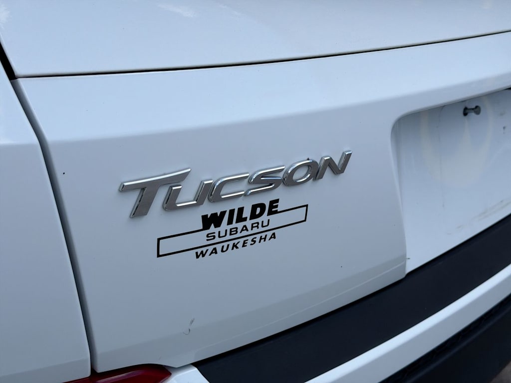 Thumbnail: 2017 Hyundai Tucson - 7