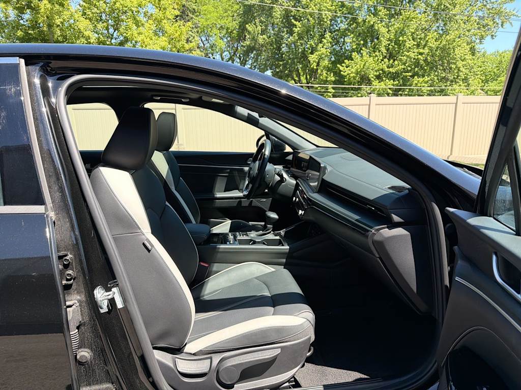 Thumbnail: 2025 Kia K5 - 10