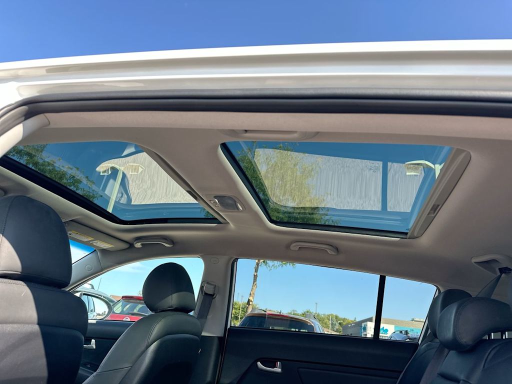 Thumbnail: 2016 Kia Sportage - 30