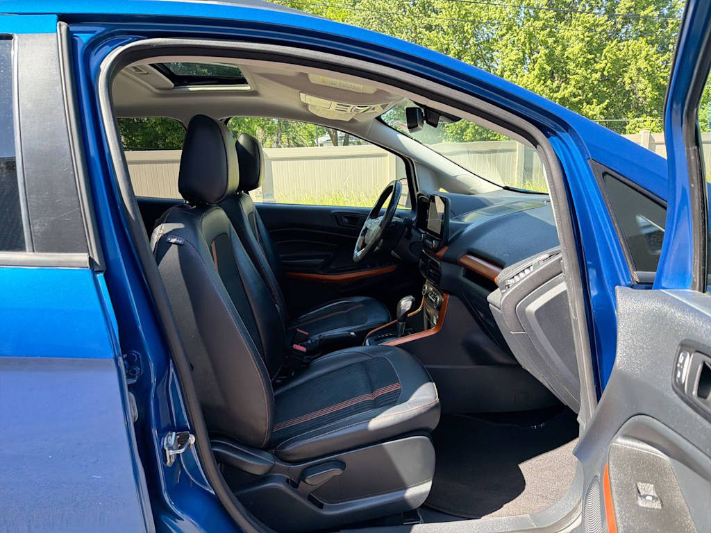 Thumbnail: 2018 Ford EcoSport - 32