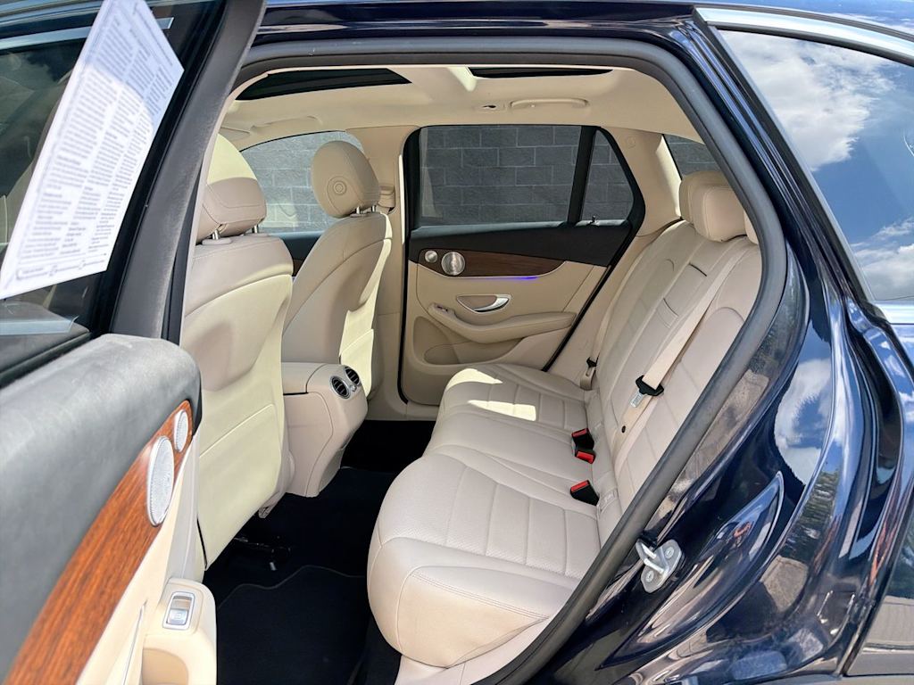 Thumbnail: 2020 Mercedes-Benz GLC - 32