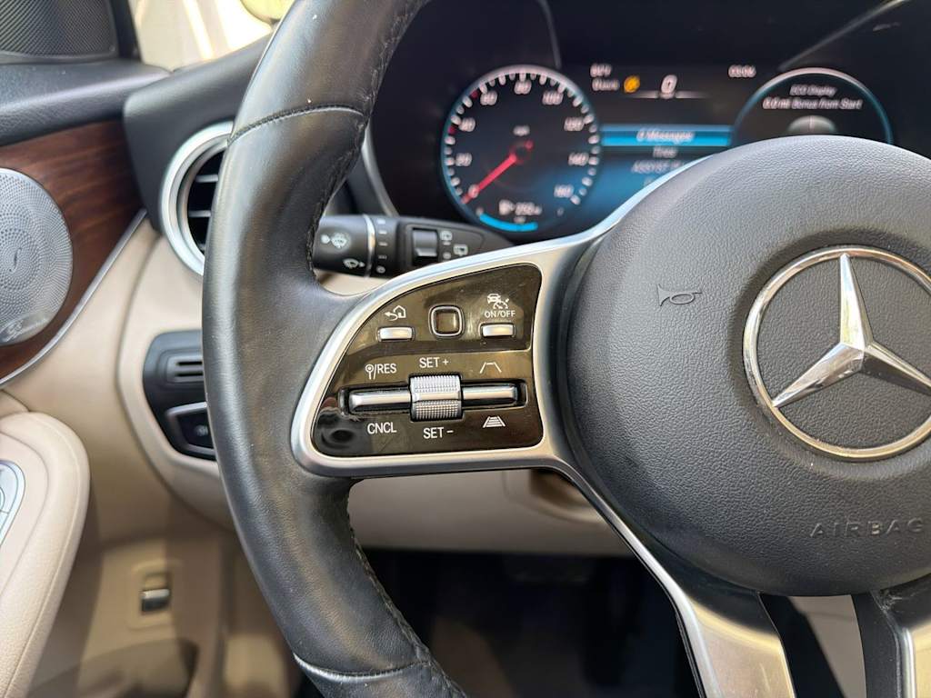 Thumbnail: 2020 Mercedes-Benz GLC - 34