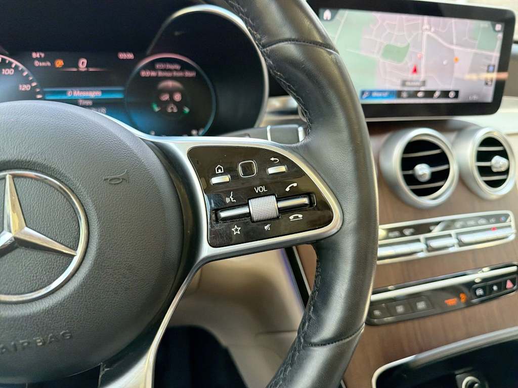 Thumbnail: 2020 Mercedes-Benz GLC - 35