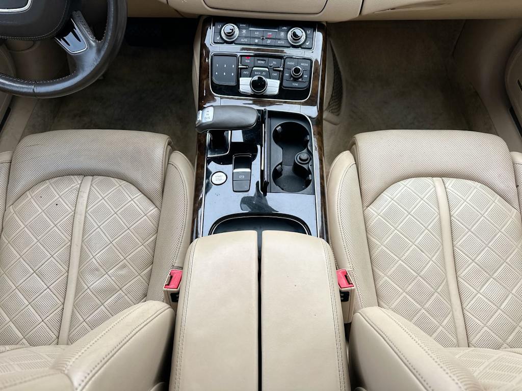 Thumbnail: 2015 Audi A8 - 14