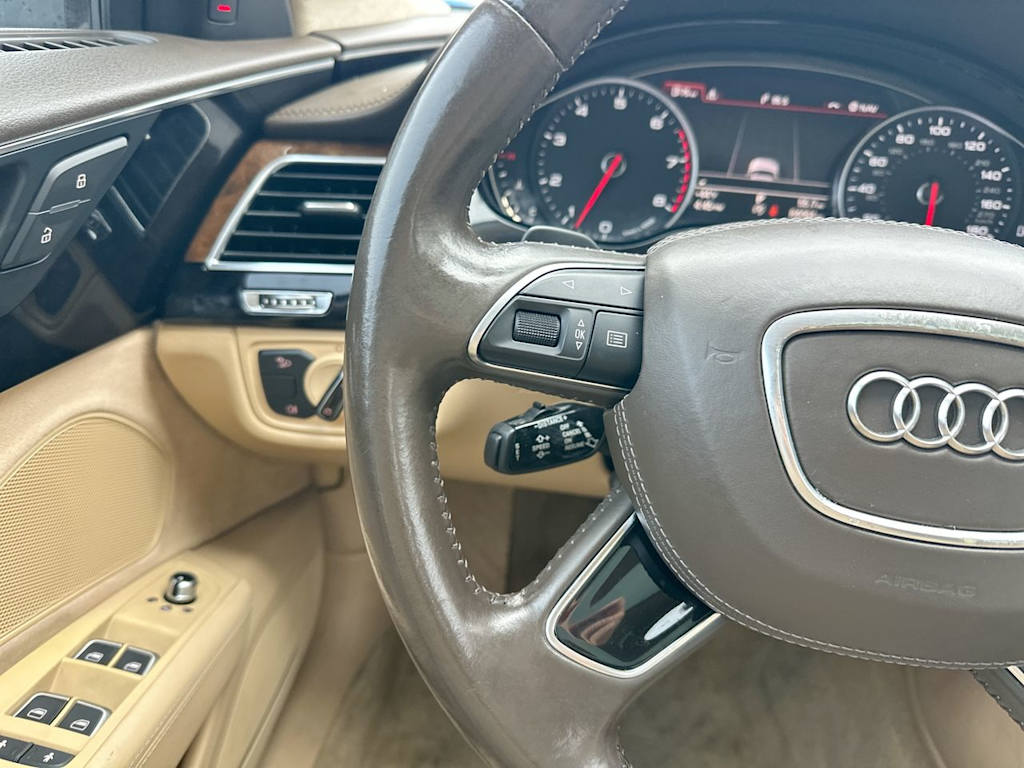 Thumbnail: 2015 Audi A8 - 33
