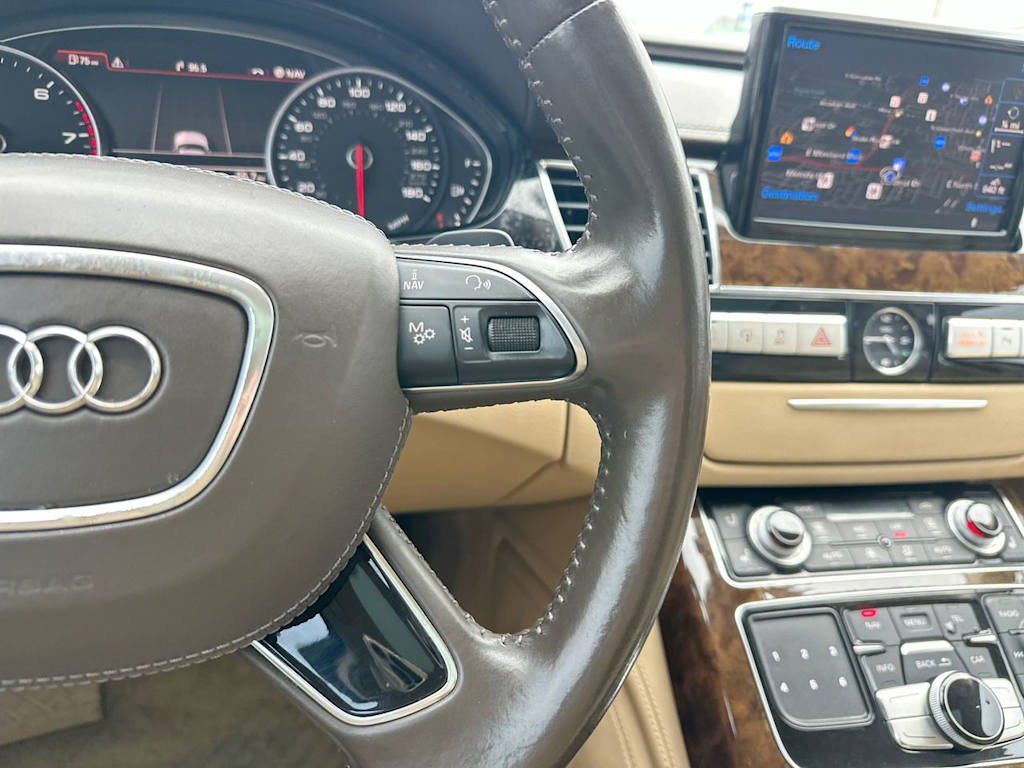 Thumbnail: 2015 Audi A8 - 12