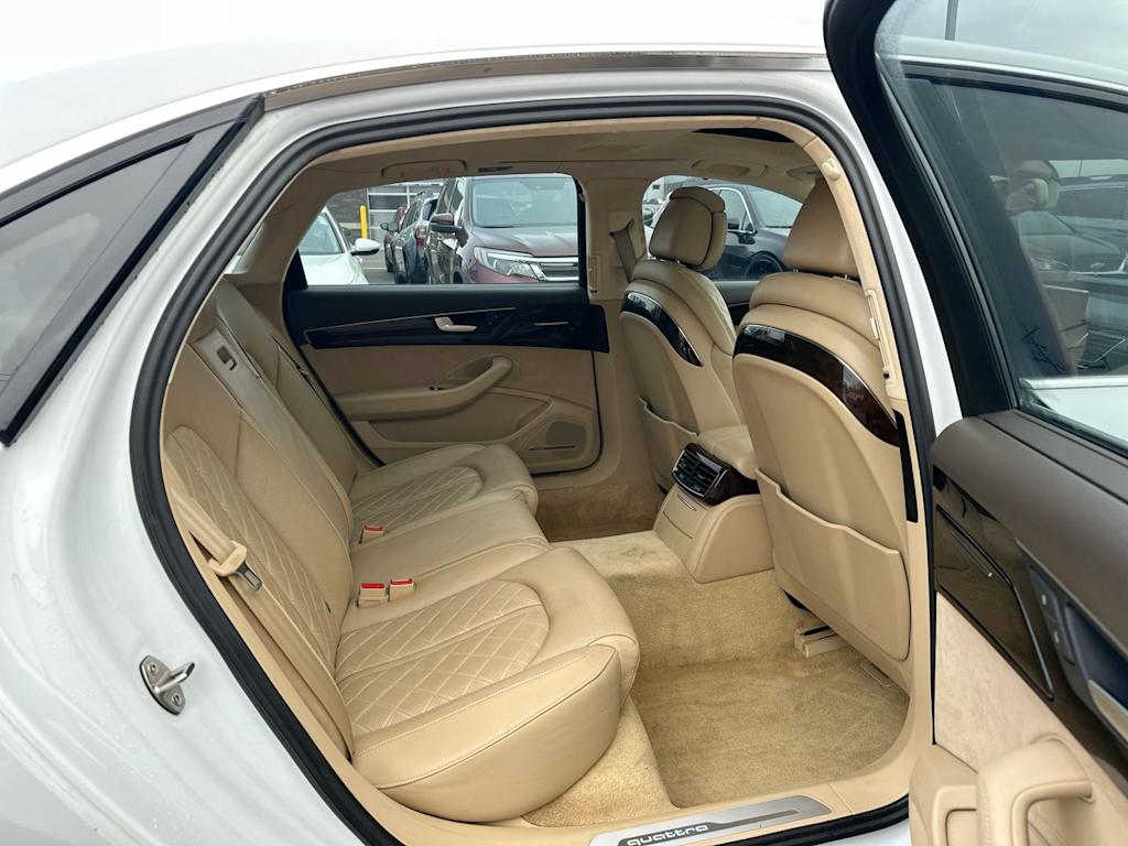 Thumbnail: 2015 Audi A8 - 31