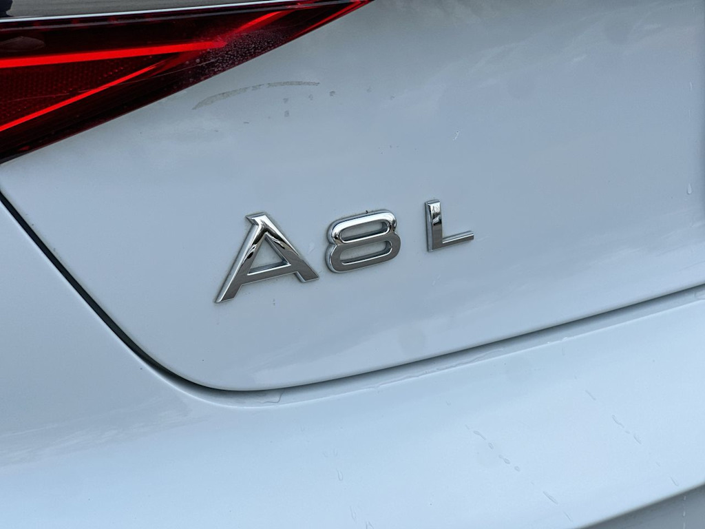 Thumbnail: 2015 Audi A8 - 7