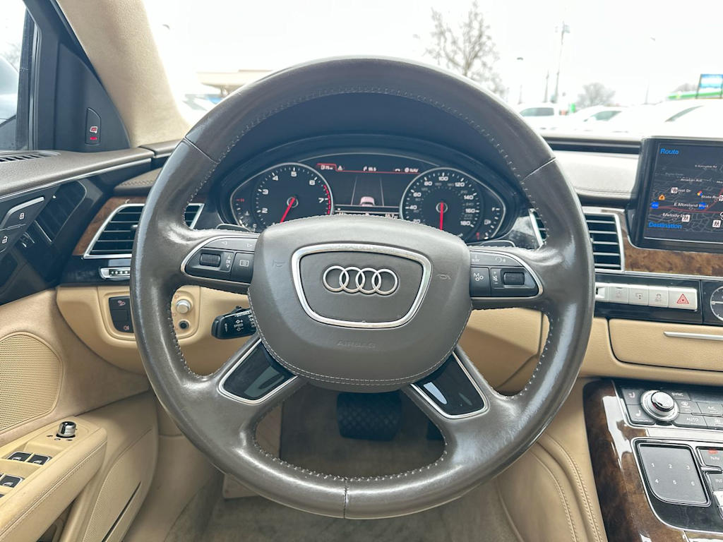 Thumbnail: 2015 Audi A8 - 9
