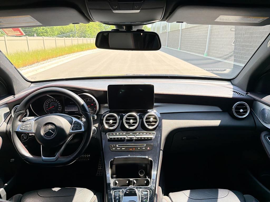 Thumbnail: 2017 Mercedes-Benz GLC - 2