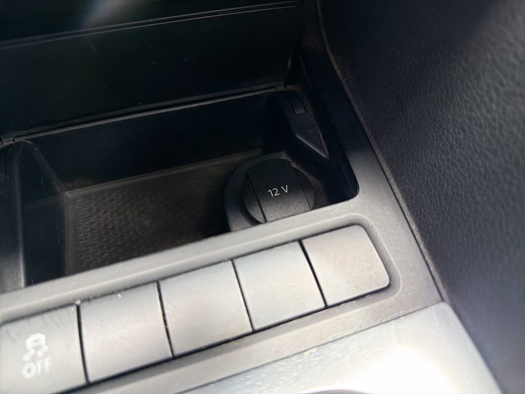 Thumbnail: 2014 Volkswagen Golf - 34
