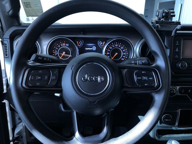 Thumbnail: 2019 Jeep Wrangler - 14