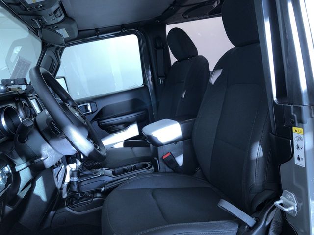 Thumbnail: 2019 Jeep Wrangler - 12