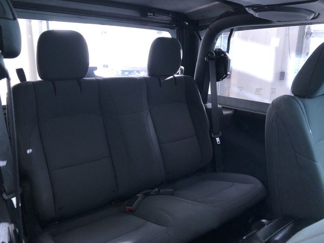 Thumbnail: 2019 Jeep Wrangler - 28