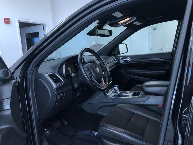 Thumbnail: 2020 Jeep Grand Cherokee - 9