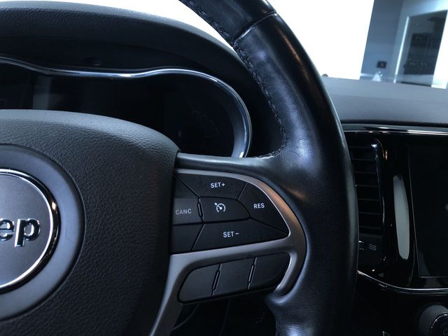 Thumbnail: 2020 Jeep Grand Cherokee - 30