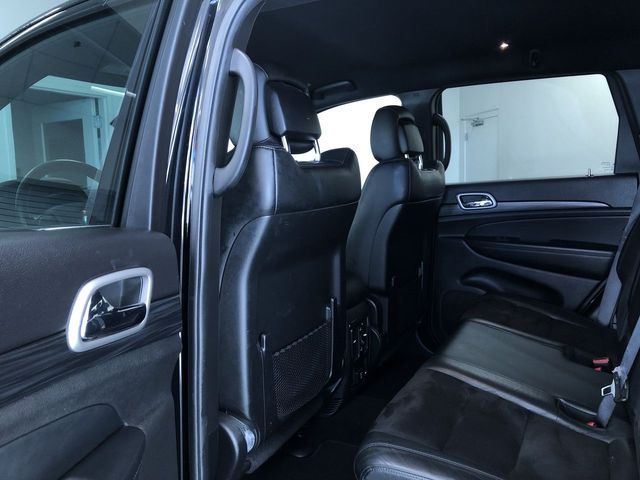 Thumbnail: 2020 Jeep Grand Cherokee - 11