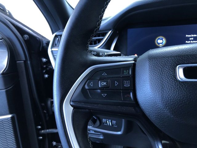 Thumbnail: 2022 Jeep Grand Cherokee - 28