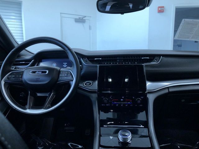 Thumbnail: 2022 Jeep Grand Cherokee - 8