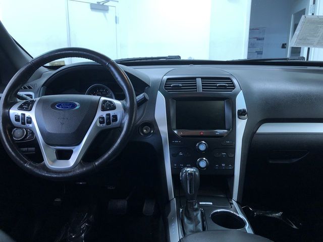Thumbnail: 2014 Ford Explorer - 2